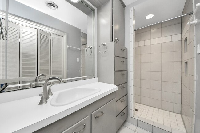 Photo - 10514 Haddington Dr