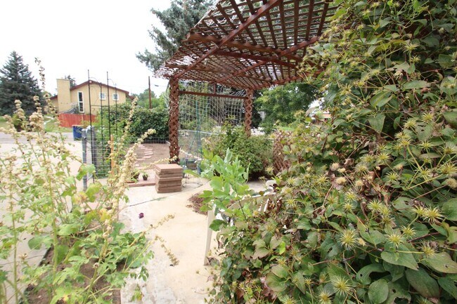 Photo - 12185 W 8th Ave