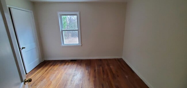 Photo - 1105 Logan St Unit B