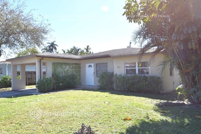 Photo - 617 SW 4th St