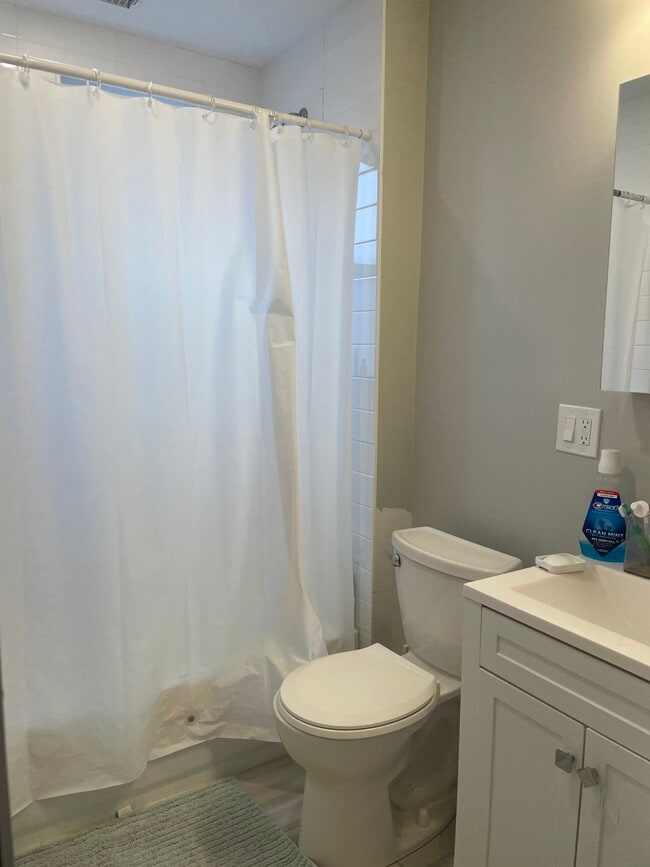 Photo - 267 E Cottage St Unit 2