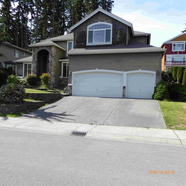 Building Photo - 17916 33rd Pl W