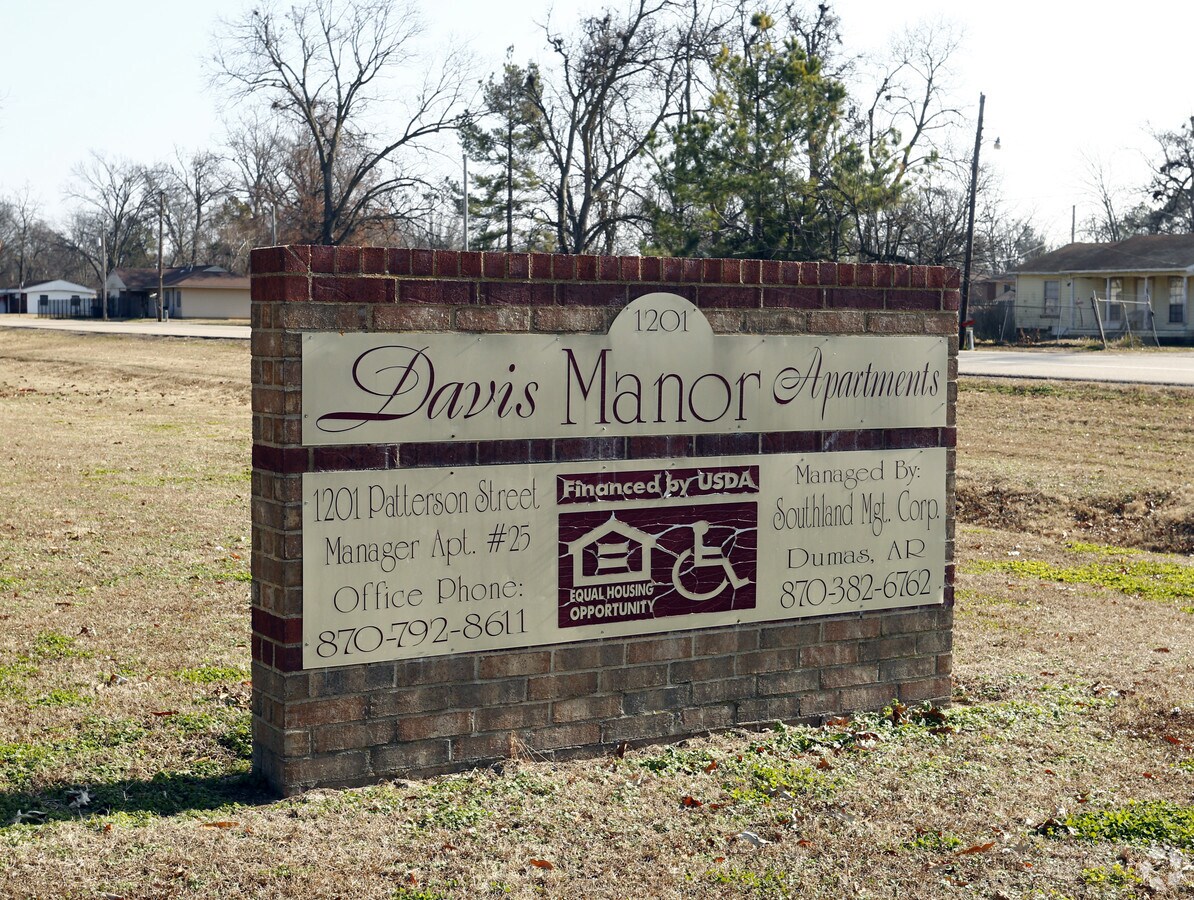 Davis Manor Apartments - Davis Manor Apartments