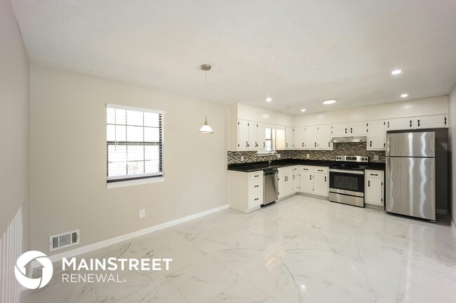 Photo - 137 Slicky Rock Ct