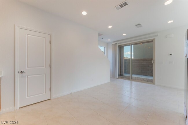 Photo - 11668 Golden Oriole Ave