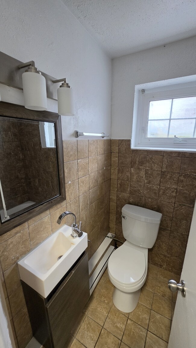 Photo - 10 Belmont St Unit 2