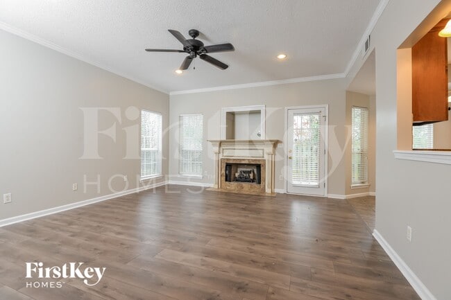 Photo - 3021 Bowron Rd