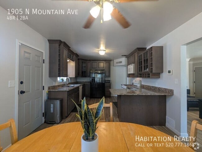 Building Photo - 1905 N Mountain Ave Rental