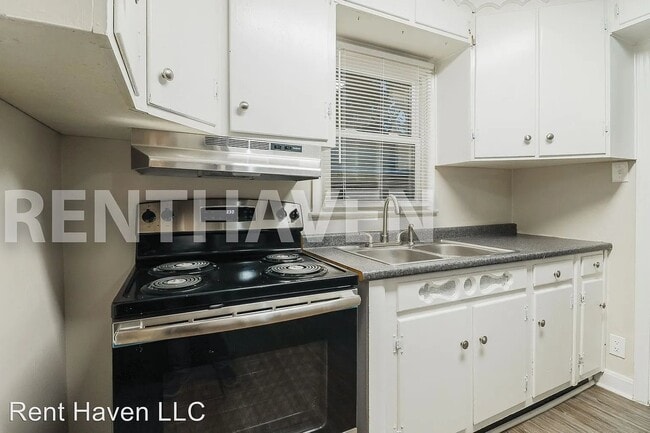 Photo - 209 Peachtree Cir