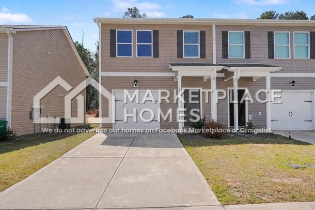 Building Photo - 425 Oakwood Dr NW