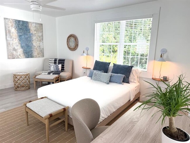 900 El Rado St Unit Treehouse