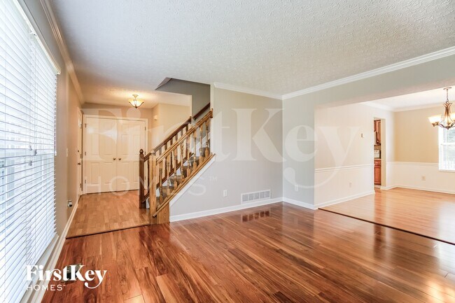 Photo - 2894 Wynneleaf St
