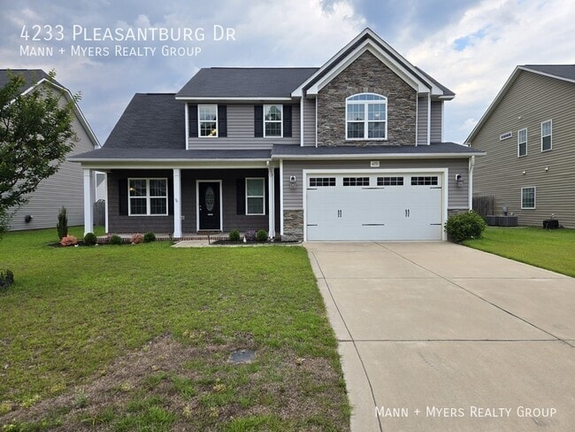 Photo - 4233 Pleasantburg Dr