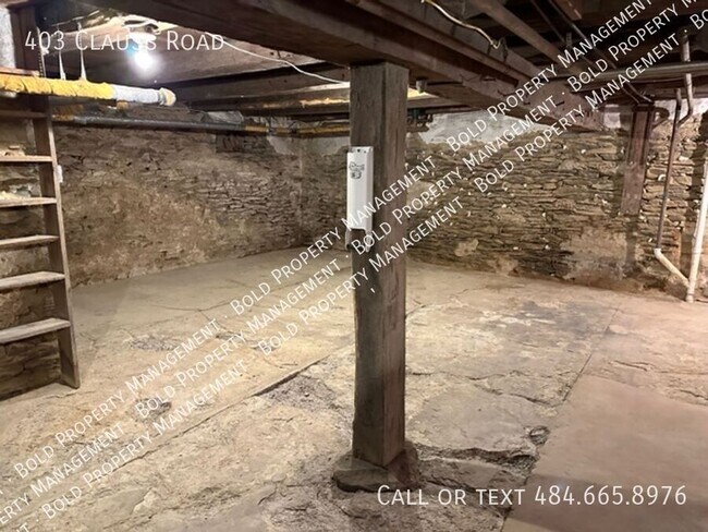 Photo - 403 Clauss Rd
