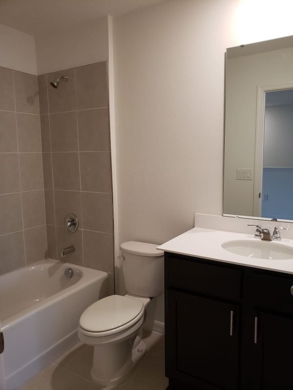 Photo - 729 W Oak Dr