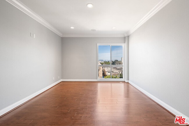 Photo - 1115 S Elm Dr Unidad 513