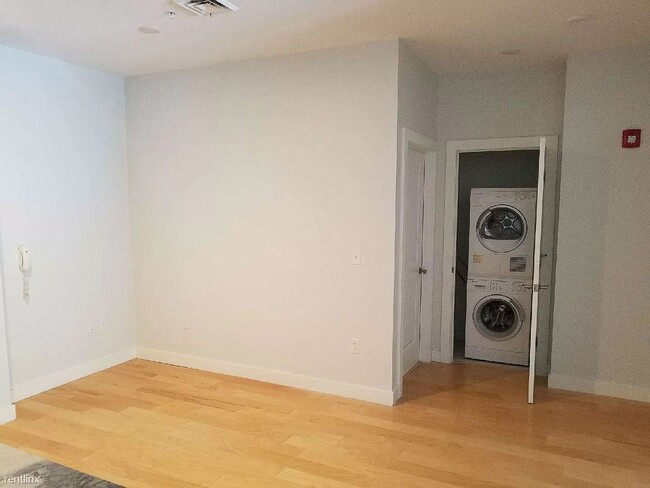 Photo - 2BR/2BA Condo Available October 1st!! - Great Downtown Location!! Unit 210