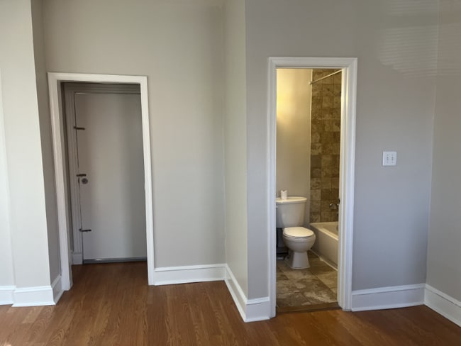 Photo - 301 U St NW Unidad #1
