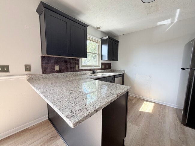 Photo - 308 S Keeneland Dr