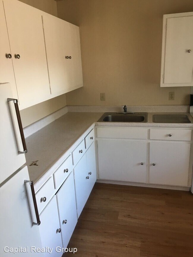 Photo - 1439 El Camino Real