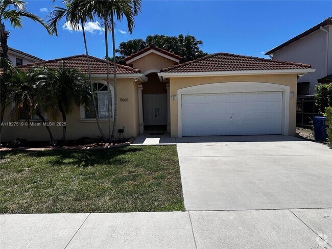 Building Photo - 5060 SW 159th Ave Rental
