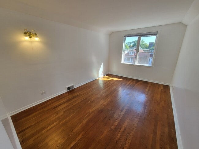 Photo - 4048 N Marmora Ave