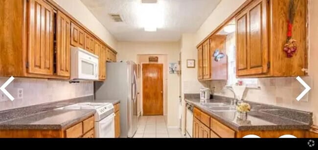 Building Photo - 6824 Loma Vista Dr Rental