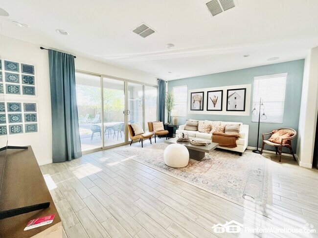 Building Photo - 53 E Capricorn Way Rental