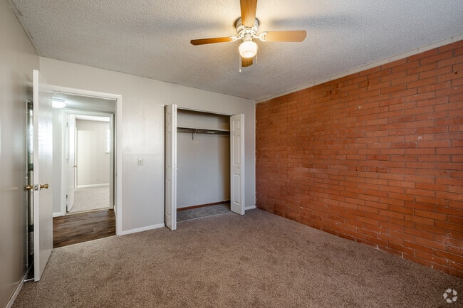 3BR, 2BA - 1178SF - Dormitorio 3