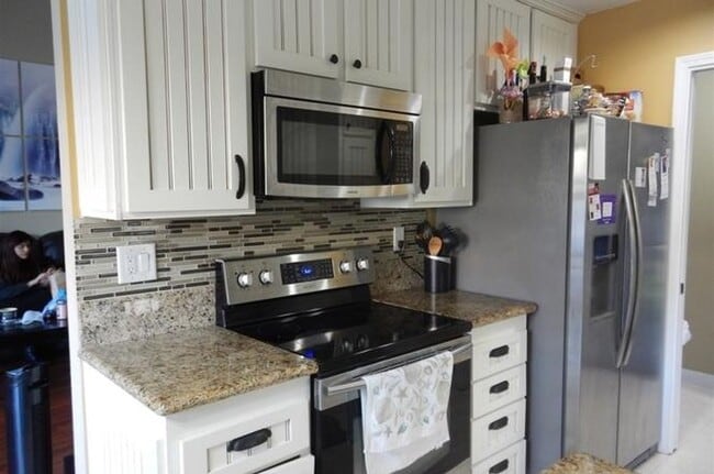Photo - Two-Story 3 Bed, 2 Bath Townhome with Garage