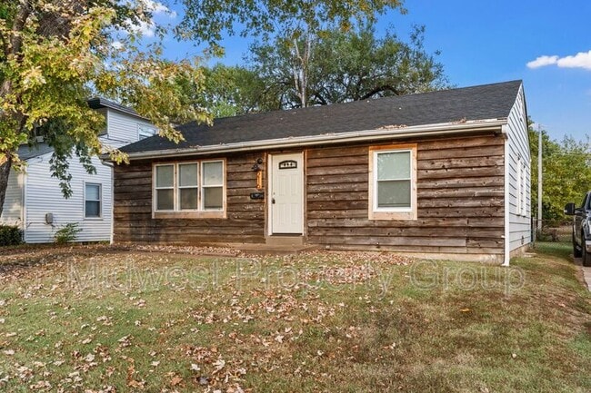 Photo - 216 Graham Rd