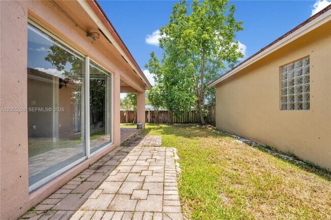 Photo - 14530 SW 156th Ave
