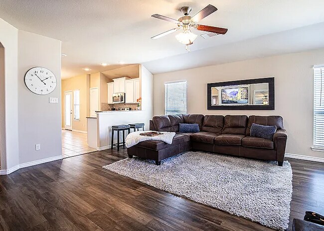 Photo - Room in House on Deadwood Ln