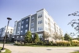 Building Photo - 120 University Ave Unit 2301