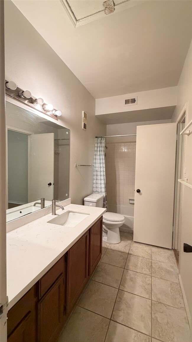Photo - 6500 Harbor Town Dr Unit 2504