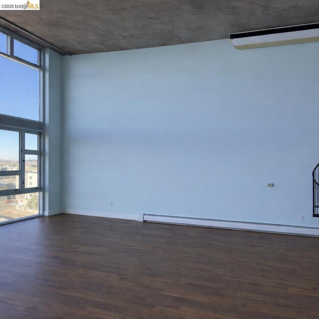 Photo - 311 Oak St Unidad PH27