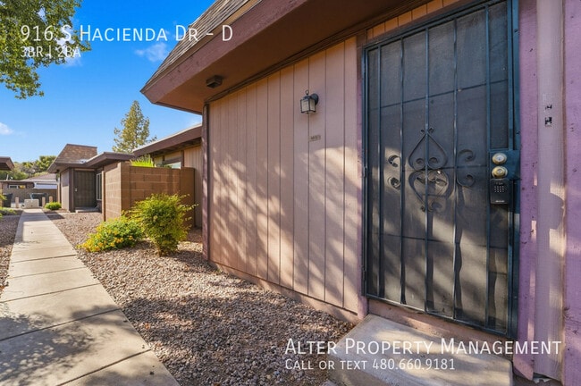 Photo - 916 S Hacienda Dr