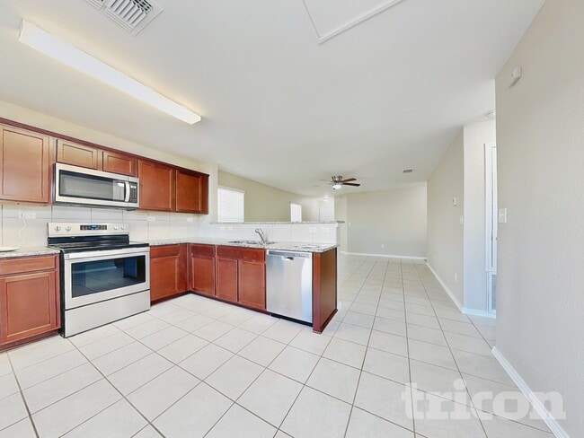 Photo - 310 Mistflower