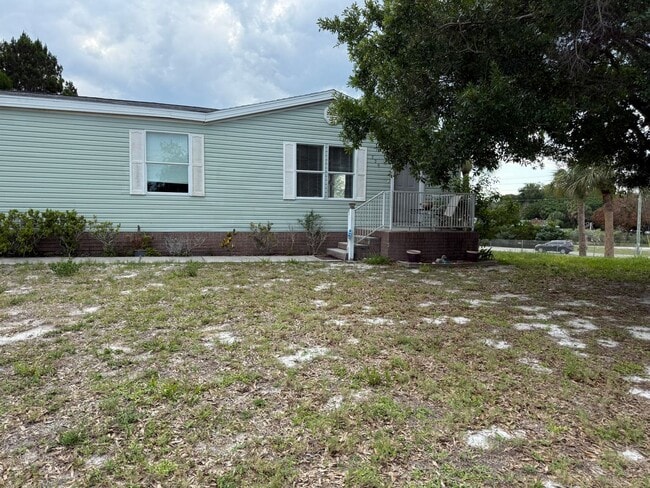 Photo - Spacious 2 bed/ 2 bath rental in Sebastian!