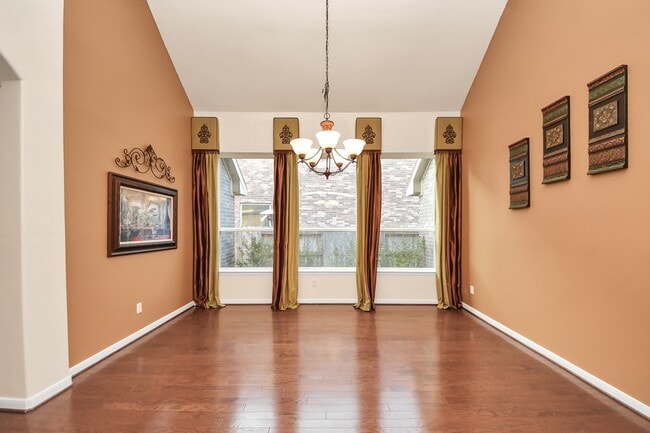 Photo - 5623 Maverick Bend Lane