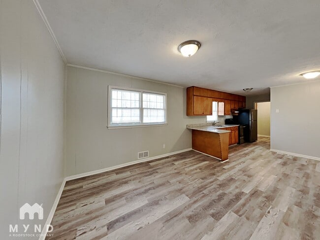 Photo - 4096 Forest Ct