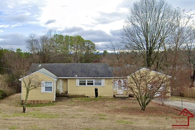 Photo - 3820 Buffat Mill Rd House