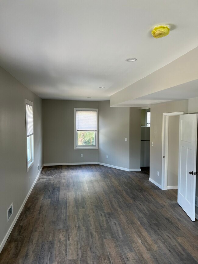 Photo - 95 Craighead St Unit 2nd Floor