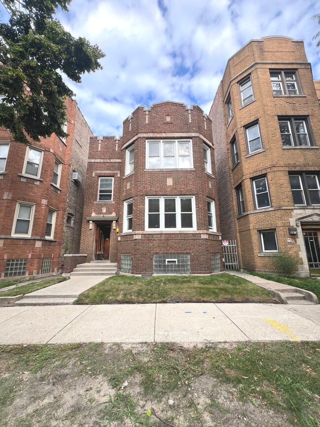 Photo - 6937 S Merrill Ave