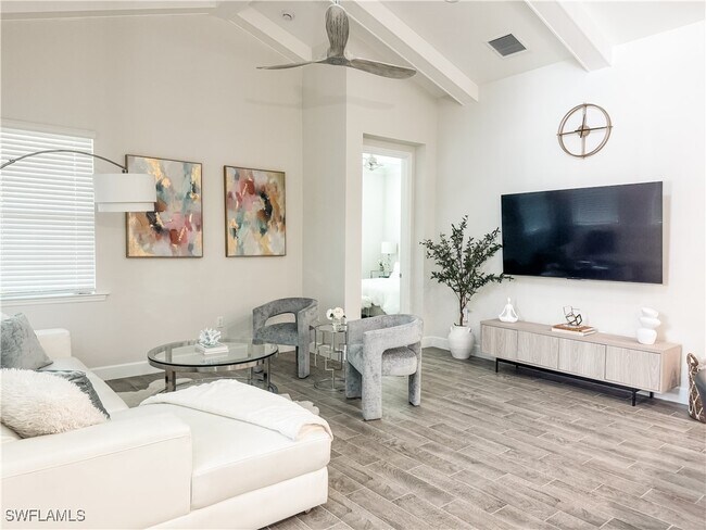 Photo - 7289 Saona CT