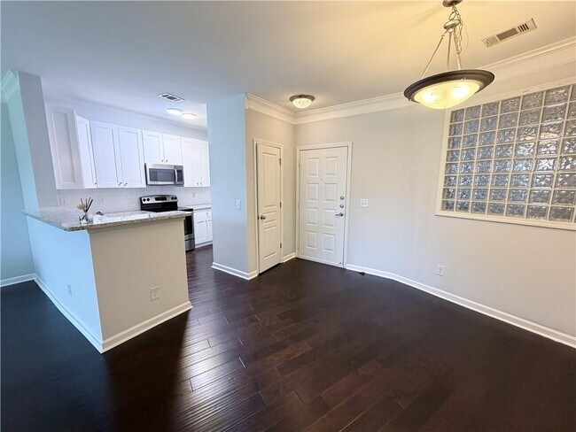 Photo - 10 Perimeter Summit Blvd Unit 4343