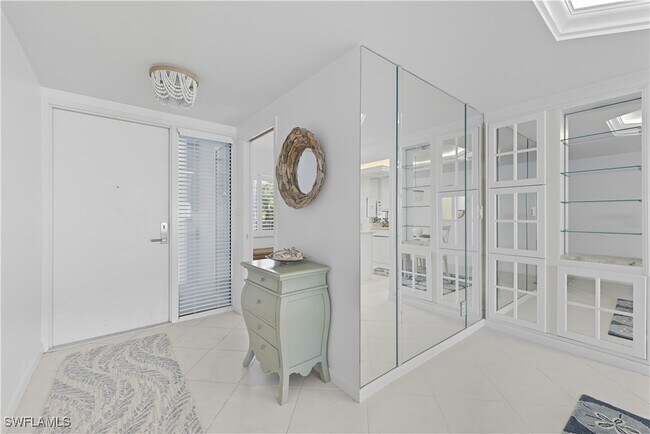 Photo - 3443 Gulf Shore Blvd N Unidad 503