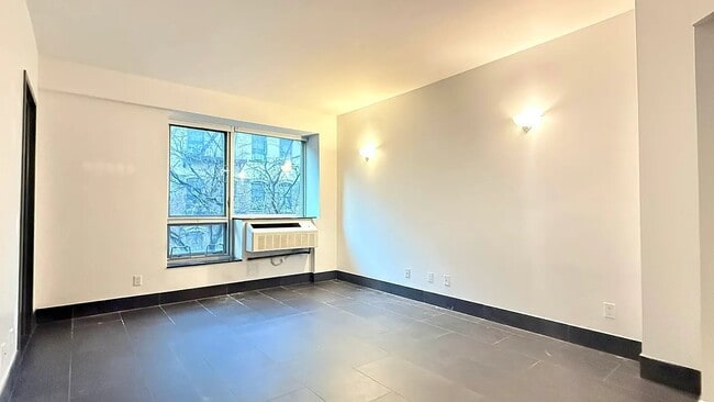 Photo - 164 Attorney St Unit 401