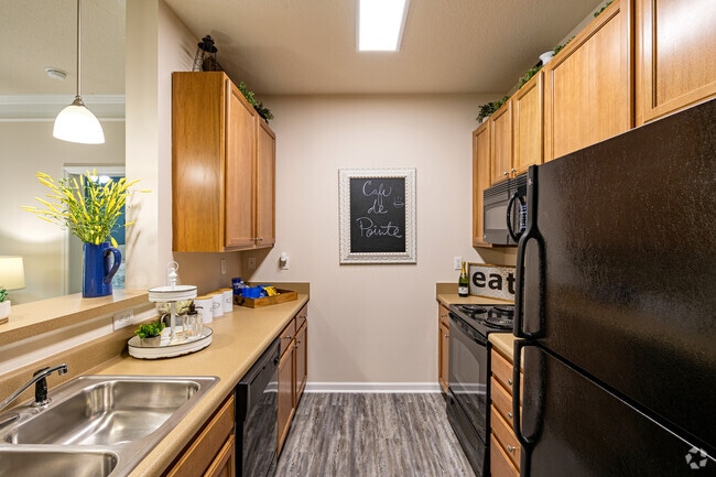 Scotland - 2BR, 2BA - 1,075SDF - Kitchen