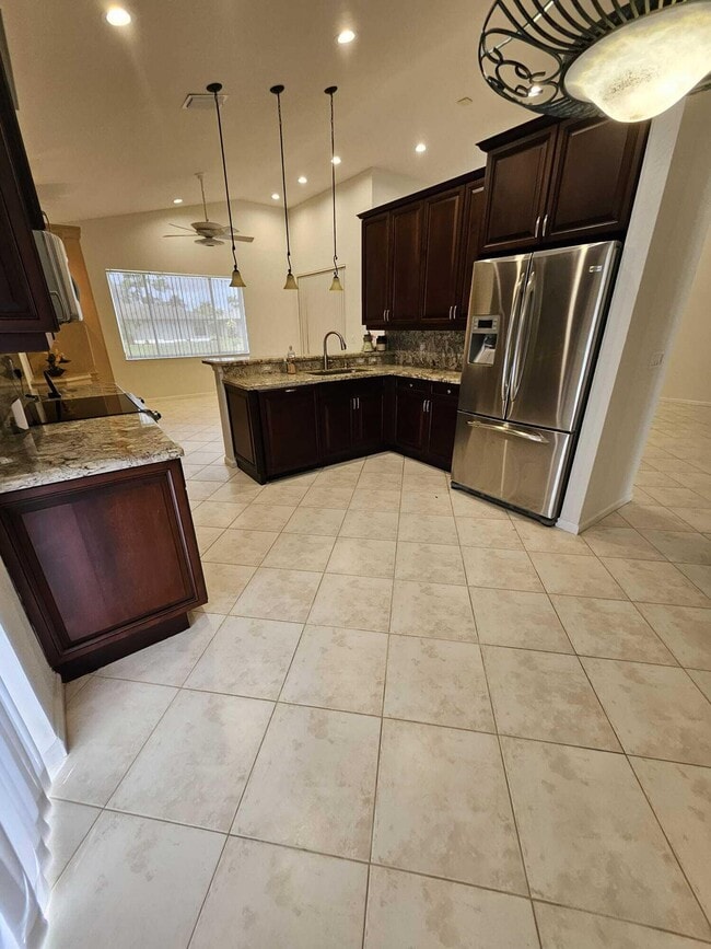 Photo - 7835 NW 78th Ave